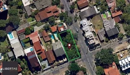Terreno em Porto Alegre, no bairro Tristeza, à venda.