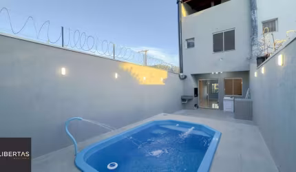 Casa 2 suítes com piscina toda reformada no Guarujá