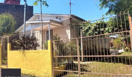Casa para Venda - 81m², 2 dormitórios, 4 vagas - Vila Nova