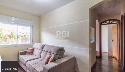 Casa para Venda - 72m², 3 dormitórios, Jardim Carvalho
