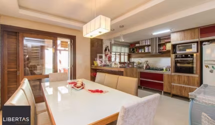 Sobrado para Venda - 181m², 3 dormitórios, sendo 1 suites, 2 vagas - Imperial Parque
