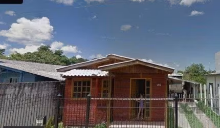 Casa a venda em terreno escriturado na Ponta Grossa por R$129 mil