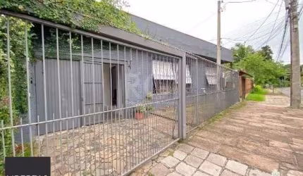 Casa para Venda - 150m², 3 dormitórios, 1 vaga - Ipanema