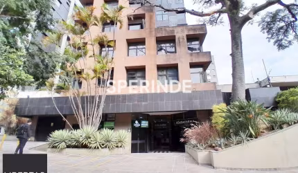 Conjunto Comercial em Floresta
