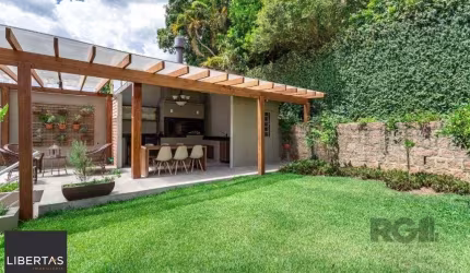 Casa para comprar em área nobre perto do Iguatemi!! 3 quartos com suíte, 4 vagas com 261m² lindamente decorados - Chácara das Pedras