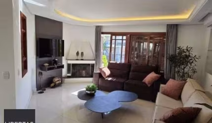 Casa 3 dormitórios no Bairro Chácara das Pedras