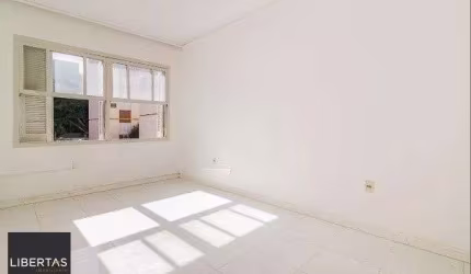 Vende-se apartamento semi-mobiliado de 2 quartos - Menino Deus