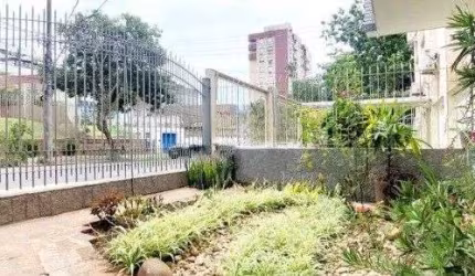 Apartamento Kitnet a venda com pátio no Bairro Santana