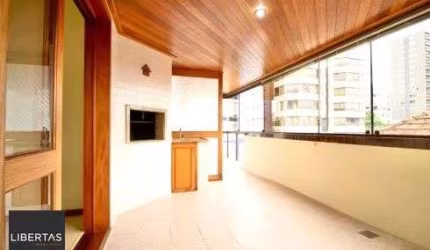 Apartamento em Menino Deus
