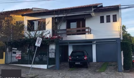 Casa de 3 dormitórios à venda no Bairro, Jardim do Salso - Porto Alegre
