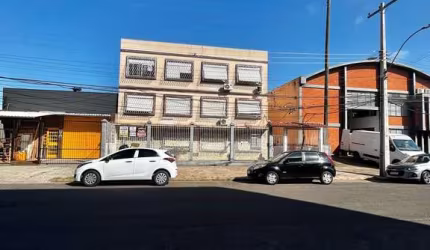 02 dormitórios, bairro Santa Maria Gorethi, sala enorme, cozinha e banheiro