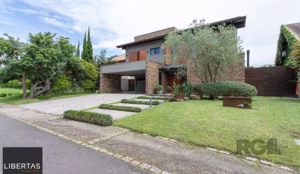 Casa de Condomínio em Belém Novo