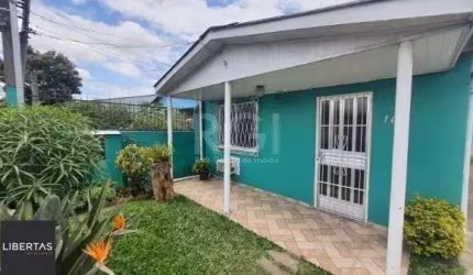 Casa para Venda - 220m², 4 dormitórios, 3 vagas - Restinga