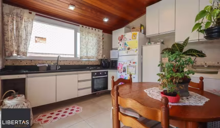 Apartamento à venda no bairro Passo D'areia em Porto Alegre/RS