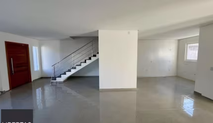 3 suítes em condomínio na Hípica
