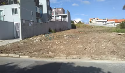 Terreno à venda no Jardim das Américas, Curitiba  por R$ 680.000