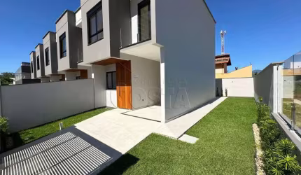 Casa com 3 quartos à venda na Genova, 200, Pagani, Palhoça por R$ 719.000