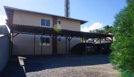 Apartamento com 1 dormitório para alugar, 30 m²  Bom Retiro - Joinville/SC