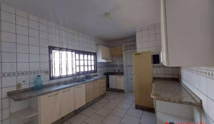 Apartamento com 2 dormitórios para alugar, 120 m² por R$ 2.800 + taxas/mês - Santo Antônio - Joinville/SC