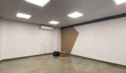 Sala para alugar, 37 m² por R$ 3.00 + taxas/mês - Bom Retiro - Joinville/SC