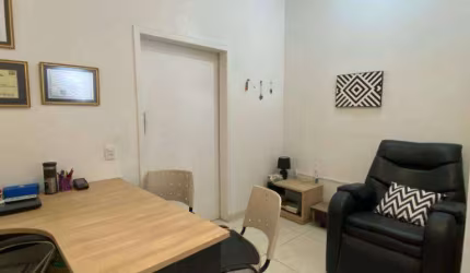 Sala para alugar, 16 m² por R$ 1.980 + TAXAS/mês - Anita Garibaldi - Joinville/SC