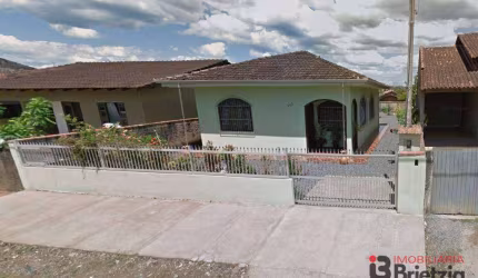 Casa com 2 dormitórios à venda, 70 m² por R$ 400.000,00 - Paranaguamirim - Joinville/SC