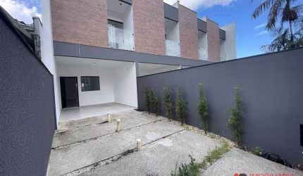 Casa com 3 dormitórios à venda, 110 m² por R$ 519.000,00 - Iririú - Joinville/SC
