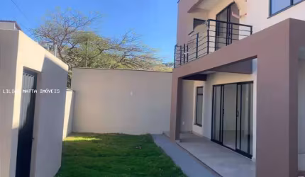 Casas 3 e 4 Quartos para Venda em Juiz de Fora, Marilândia, 3 dormitórios, 1 suíte, 3 banheiros, 2 vagas