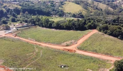 Terreno para Venda em Pinhalzinho, Centro