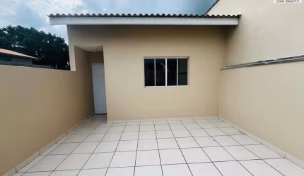Casa para Venda em Pinhalzinho, Centro, 2 dormitórios, 1 suíte, 2 banheiros, 2 vagas