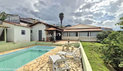 Chácara para Venda em Pinhalzinho, Zona Rural, 4 dormitórios, 2 suítes, 4 banheiros, 3 vagas