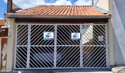 Casa para Venda em Pinhalzinho, Centro, 2 dormitórios, 1 suíte, 2 banheiros, 1 vaga