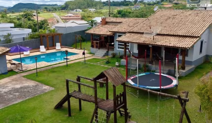 Chácara para Venda em Pinhalzinho, Zona Rural, 3 dormitórios, 1 suíte, 2 banheiros