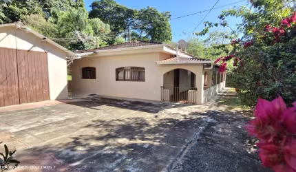 Chácara para Venda em Pinhalzinho, Zona Rural, 5 dormitórios, 1 suíte, 4 banheiros, 2 vagas