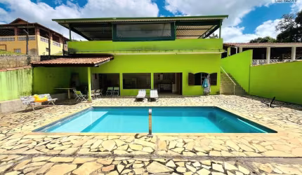 Chácara para Venda em Pinhalzinho, Zona Rural, 3 dormitórios, 1 suíte, 4 banheiros, 2 vagas