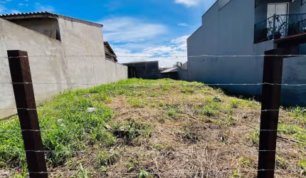 Terreno para Venda em Pinhalzinho, Centro