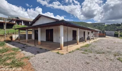 Chácara para Venda em Pinhalzinho, Zona Rural, 3 dormitórios, 2 suítes, 3 banheiros, 2 vagas