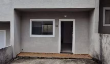 Casa para Venda em Pinhalzinho, 2 dormitórios, 2 banheiros, 1 vaga