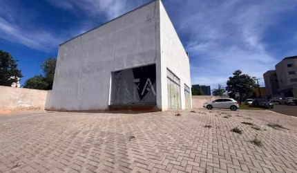 Sala Comercial para aluguel no Bairro NEVA em CASCAVEL por R$ 6.500,00