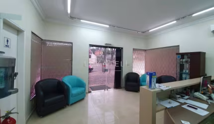 Sala Comercial com clinica dentaria completa e carteira de clientes