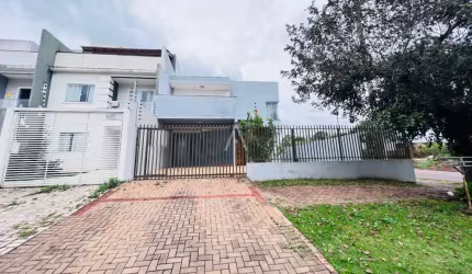 Sobrado 4 quartos à venda no Bairro COQUEIRAL em CASCAVEL por R$ 720.000,00