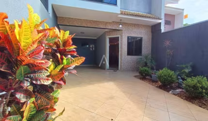 Sobrado 3 quartos à venda no Bairro PARQUE VERDE em CASCAVEL por R$ 650.000,00