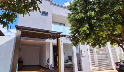 Sobrado 3 quartos à venda no Bairro JARDIM EUROPA em TOLEDO por R$ 390.000,00