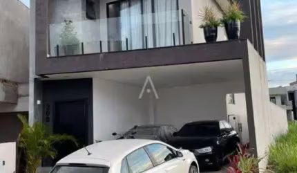 Sobrado 3 quartos à venda no Bairro FAG em CASCAVEL por R$ 1.690.000,00