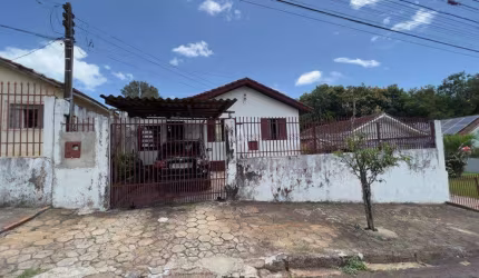 Casa Residencial 3 quartos à venda no Bairro GUARUJA em CASCAVEL por R$ 330.000,00