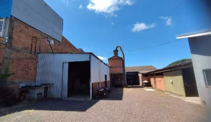 Barracão Comercial para aluguel no Bairro VILA INDUSTRIAL em TOLEDO por R$ 7.500,00
