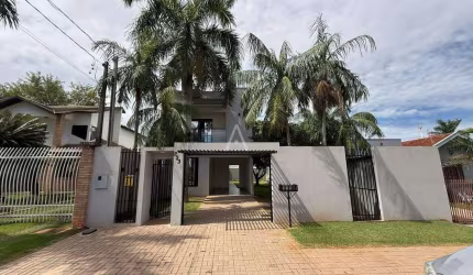 Sobrado à venda no Bairro JARDIM GISELA em TOLEDO por R$ 1.050.000,00