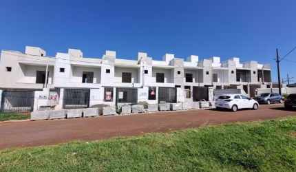 Sobrado 3 quartos à venda no Bairro ESMERALDA em CASCAVEL por R$ 580.000,00