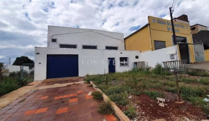 Barracão Comercial à venda no Bairro COQUEIRAL em CASCAVEL por R$ 1.800.000,00
