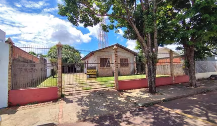 Casa Residencial 2 quartos à venda no Bairro JARDIM COOPAGRO em TOLEDO por R$ 430.000,00
